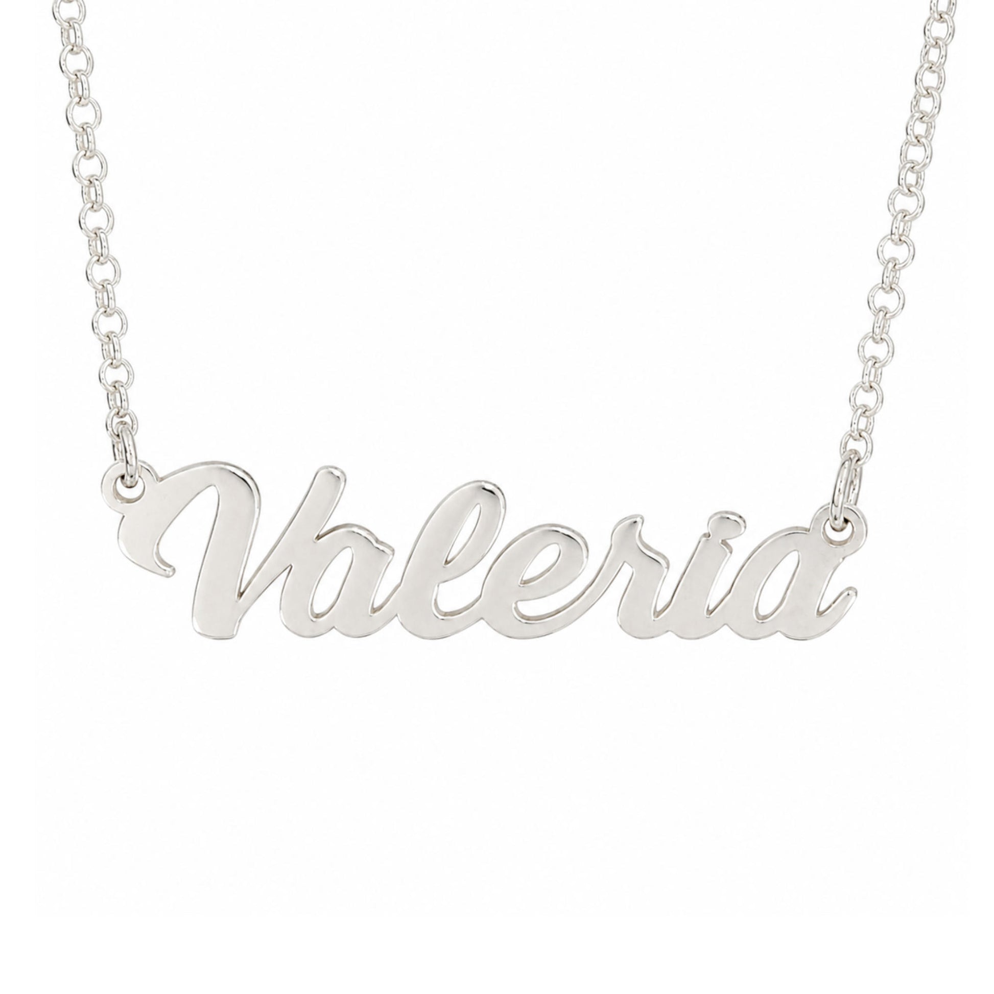 collar con nombre en plata
